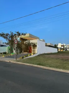 Casa com 3 Quartos à venda, 163m² no Condomínio Belvedere, Cuiabá