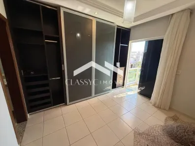 Casa de Condomínio com 3 Quartos para alugar, 250m² no Aclimação, Uberlândia