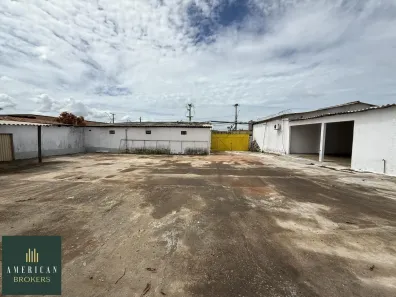 Galpão/Depósito/Armazém com 5 Quartos para alugar, 550m² no Setor Morada do Sol, Goiânia