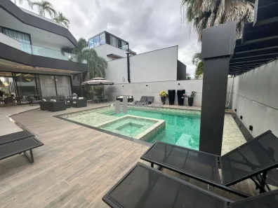 Casa de Condomínio com 5 Quartos à venda, 820m² no Recreio dos Bandeirantes, Rio de Janeiro