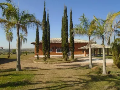 Fazenda/Sítio com 3 Quartos para alugar, 300m² no Caiacatinga, Porto Feliz