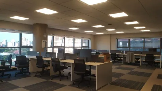 Sala Comercial para alugar, 150m² no Indianópolis, São Paulo