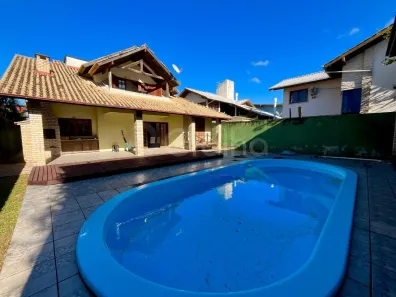 Casa com 4 Quartos à venda, 226m² no Rio Tavares, Florianópolis