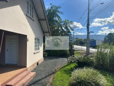 Casa com 3 Quartos à venda, 200m² no Pirabeiraba (Pirabeiraba), Joinville