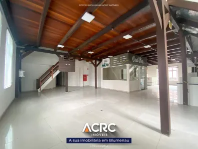 Sala Comercial para alugar, 487m² no Centro, Blumenau