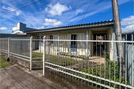 Casa com 3 Quartos à venda, 100m² no Pinheiro Machado, Santa Maria