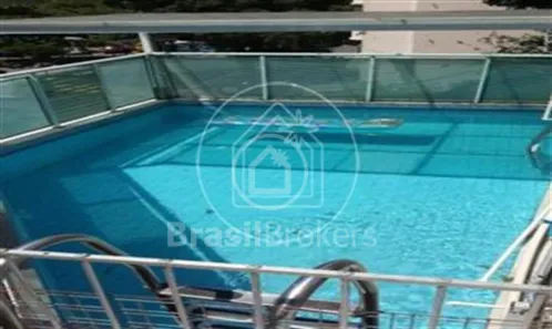 Prédio Comercial com 8 Quartos à venda, 400m² no Copacabana, Rio de Janeiro