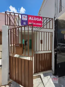 Casa com 2 Quartos para alugar, 120m² no Centro, Crato