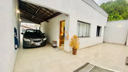 Casa com 3 Quartos à venda, 151m² no Atibaia Jardim, Atibaia