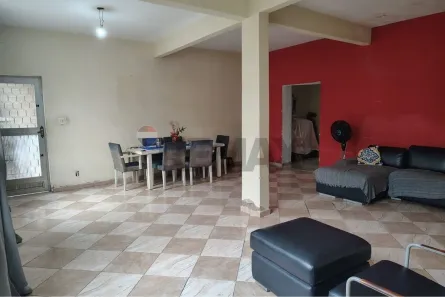 Casa com 6 Quartos à venda, 200m² no Bento Ribeiro, Rio de Janeiro