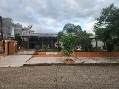 Casa com 6 Quartos à venda, 220m² no Centro, Candelária