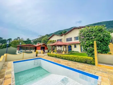 Casa com 7 Quartos à venda, 826m² no Araras, Teresópolis