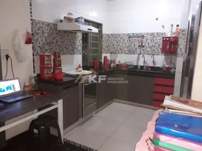 Casa com 3 Quartos à venda, 187m² no Jardim Arlindo Laguna, Ribeirão Preto