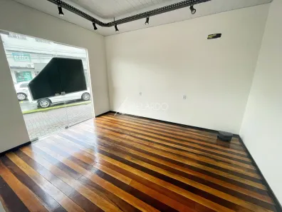 Sala Comercial com 3 Quartos para alugar, 110m² no Centro, Blumenau