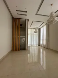 Casa de Condomínio com 4 Quartos para alugar, 350m² no Condomínio do Lago 1ª Etapa, Goiânia