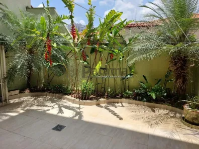 Sobrado com 3 Quartos à venda, 200m² no Jardim das Vertentes, São Paulo