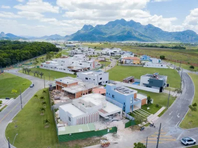 Casa de Condomínio com 4 Quartos à venda, 303m² no Jacuhy, Serra