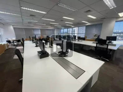 Sala Comercial à venda, 242m² no Vila Nova Conceição, São Paulo