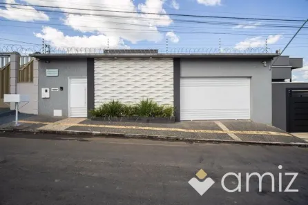Casa com 3 Quartos à venda, 215m² no Goiânia 2, Goiânia