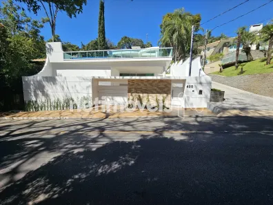 Casa de Condomínio com 4 Quartos para alugar, 810m² no Vila Del Rey, Nova Lima