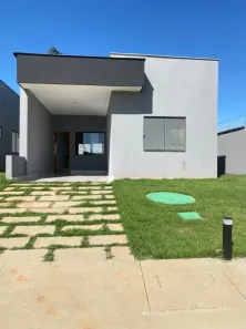 Casa com 3 Quartos à venda, 145m² no Residencial Parque das Flores, Senador Canedo