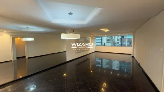Apartamento com 3 Quartos para alugar, 180m² no Gonzaga, Santos