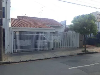 Casa com 3 Quartos à venda, 176m² no Centro, Araraquara