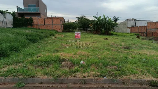Lote/Terreno à venda, 250m² no Jardim Moema, Londrina