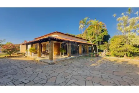 Casa com 4 Quartos à venda, 240m² no Taguatinga Sul, Brasília