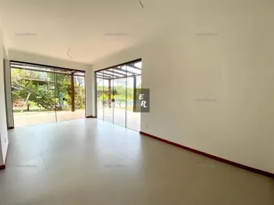 Casa de Condomínio com 2 Quartos à venda, 136m² no Praia do Forte, Mata de São João