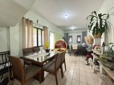 Sobrado com 4 Quartos à venda, 139m² no Canto do Forte, Praia Grande