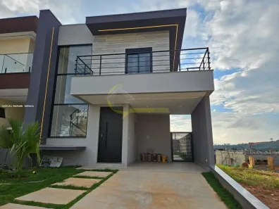 Casa de Condomínio com 3 Quartos à venda, 165m² no Conjunto Bom Pastor, Mogi das Cruzes