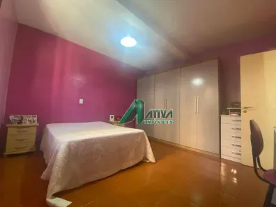 Casa com 3 Quartos à venda, 360m² no Piratininga (Venda Nova), Belo Horizonte
