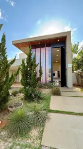 Casa com 4 Quartos à venda, 210m² no Jardins Madri, Goiânia
