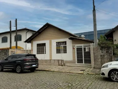 Imóvel Comercial com 3 Quartos à venda, 141m² no Anita Garibaldi, Joinville