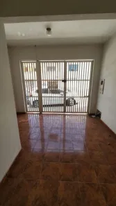 Casa com 2 Quartos para alugar, 250m² no Centro, Limeira