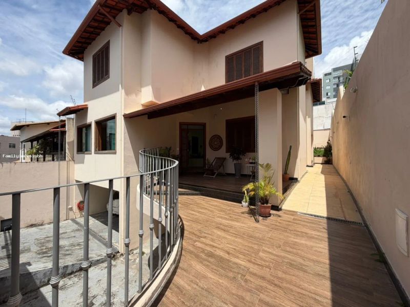 Casa com 4 quartos — Fernão Dias, Belo Horizonte