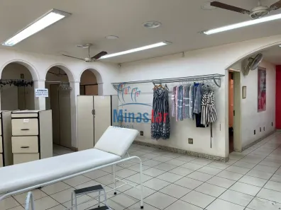 Imóvel Comercial para alugar, 285m² no Santa Efigênia, Belo Horizonte