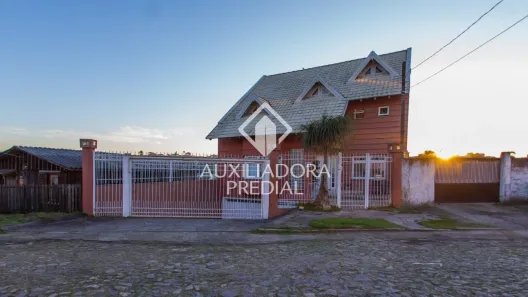 Casa com 4 Quartos à venda, 280m² no Jardim Itu, Porto Alegre