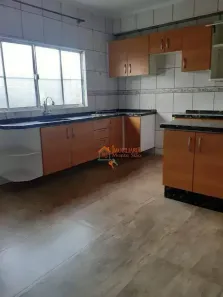 Sobrado com 6 Quartos à venda, 250m² no Jardim São Paulo, Guarulhos