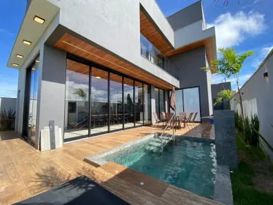 Casa de Condomínio com 3 Quartos à venda, 272m² no Novo Mundo, Uberlândia