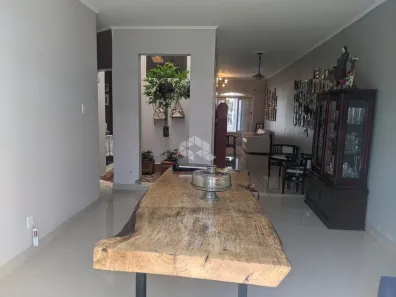 Casa com 4 Quartos à venda, 273m² no Jardim Itu, Porto Alegre