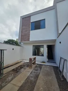 Casa com 3 Quartos à venda, 130m² no Lagoa, Macaé