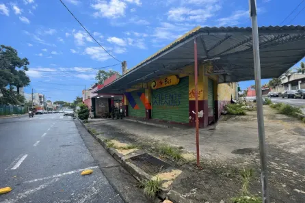 Ponto Comercial para alugar, 150m² no Angola, Betim
