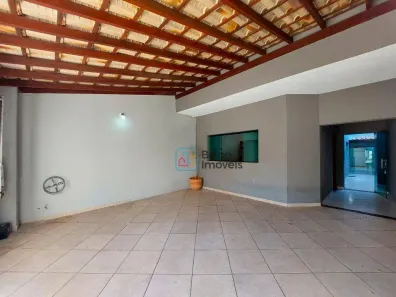 Casa com 4 Quartos à venda, 283m² no Jardim Nielsen Ville, Americana
