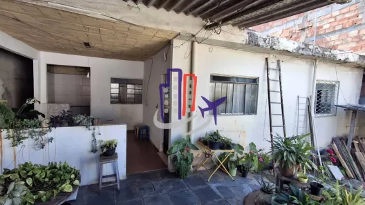 Casa com 5 Quartos à venda, 360m² no Água Branca, Contagem