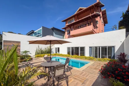 Casa de Condomínio com 5 Quartos à venda, 440m² no Várzea, Teresópolis