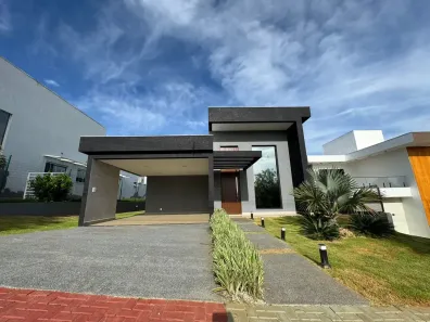 Casa de Condomínio com 4 Quartos à venda, 240m² no Gran Royalle, Lagoa Santa