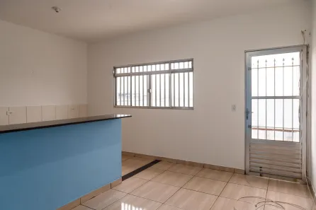 Casa com 1 Quarto para alugar, 85m² no Jardim Santa Francisca, Guarulhos