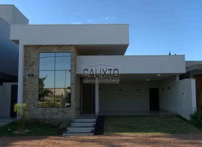 Casa de Condomínio com 3 Quartos à venda, 193m² no Novo Mundo, Uberlândia